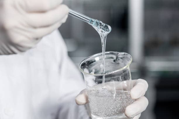 استمرار ضيق الأسيتونيتريل: الطلب في عام 2026 يفوق العرض في سوق Pharma API