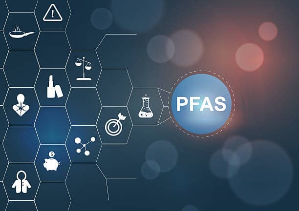 PFAS في وثائق التصدير: كيف تؤثر متطلبات وضع العلامات على مستوى الدولة على مستندات الشحن